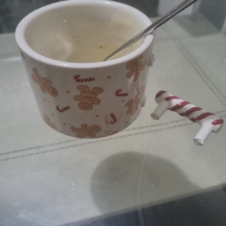 Karaca Züccaciye Kupa Kulpunun Aniden Kopmasıyla Yaşanan Güvenlik Sorunu!