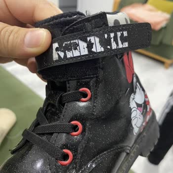 Kısa Sürede Deforme Olan Çocuk Ayakkabısı İçin Değişim Talebi