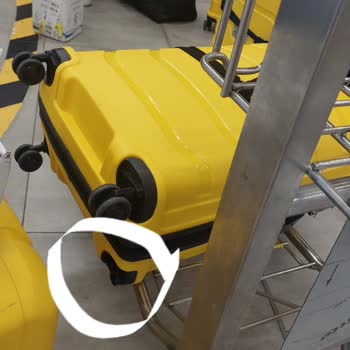 Pegasus Uçuşunda Bavulumun Tekerleği Kırıldı, Mağduriyetimin Giderilmesini İstiyorum