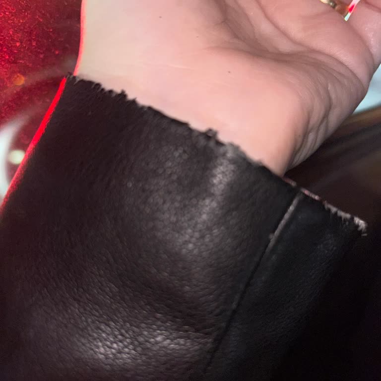 Az Kullanılan Deri Cekette Erken Dökülme Ve Hayal Kırıklığı