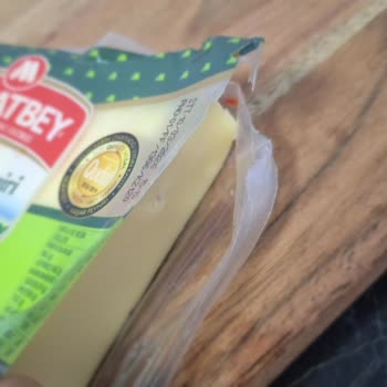 Muratbey Kaşar Peynirinde Yabancı Madde Şoku: Gıda Güvenliği Endişesi