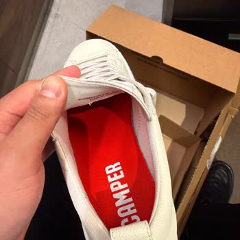 Yeni Diye Aldığım Ayakkabı Kullanılmış Çıktı, Güvenim Sarsıldı