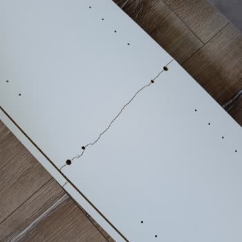 Kırık Gelen Kitaplık Parçası Ve Yetersiz Müşteri Hizmetleri