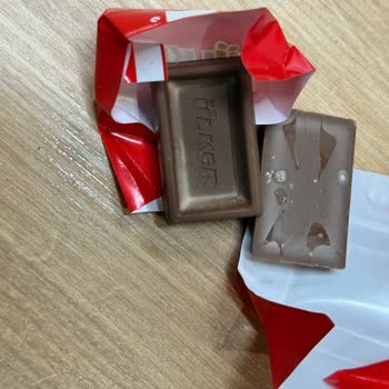 Bozuk Çikolata Nedeniyle Güven Kaybı Ve Sağlık Endişesi