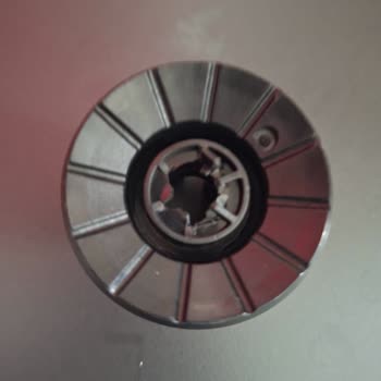 İlk Kullanımda Kırılan Mikser Parçası İçin Ücret Talep Edilmesi Mağduriyet Yaratıyor