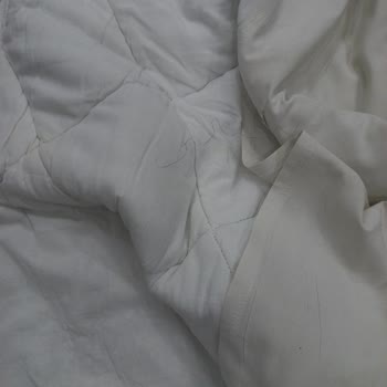 Enuygun.com Kötü Temizlik Ve Kokudan Dolayı Otelden Erken Çıkmak Zorunda Kaldık