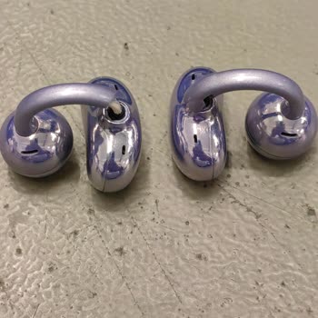 Huawei Freeclip Stem Coating Peeling Issue Rejected As User Error