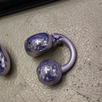 Huawei Freeclip Stem Coating Peeling Issue Rejected As User Error