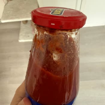 Şok Marketten Küflenmiş Ve Akmış Domates Rendesi Teslimatı Mağduriyeti