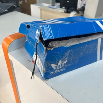 Kullanılmış Ve Kutusu Hasarlı Ayakkabı Gönderildi, İade Talebime Dönüş Yapılmıyor