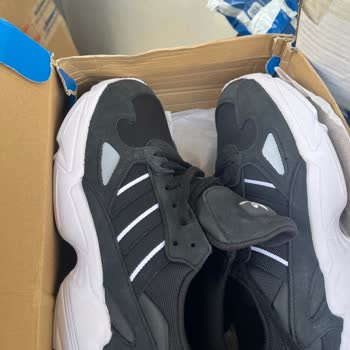 Kullanılmış Ve Kutusu Hasarlı Ayakkabı Gönderildi, İade Talebime Dönüş Yapılmıyor