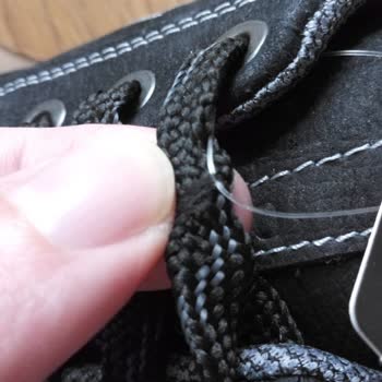 Ayakkabı Bağcığında Paketleme Hatası Nedeniyle Hasar Oluştu