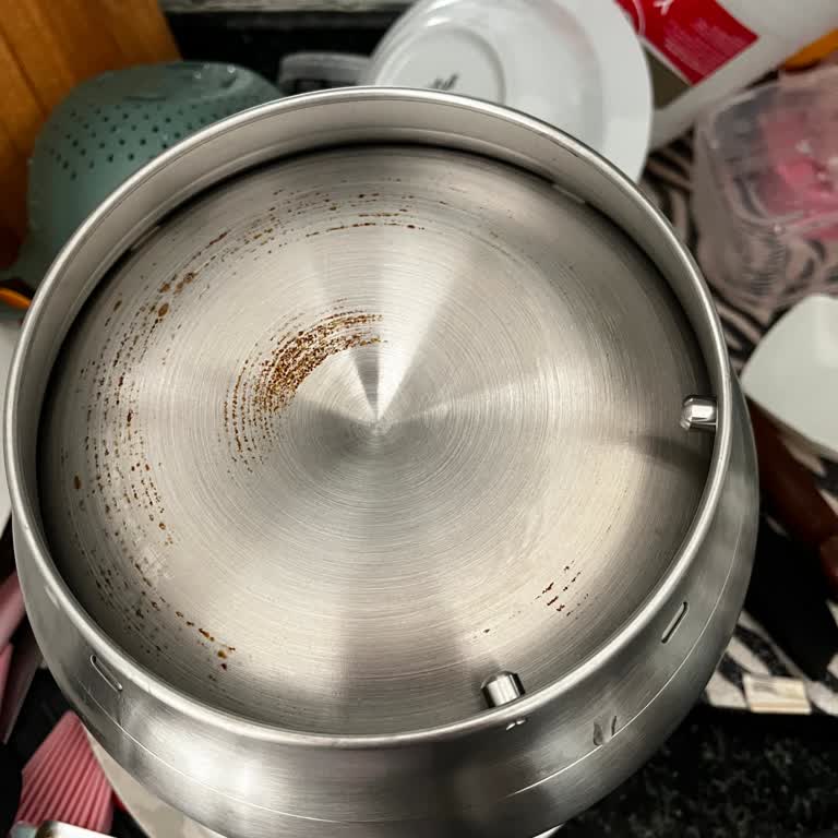 Yeni Alınan Bosch Hamur Yoğurma Makinesinde Paslanma Sorunu