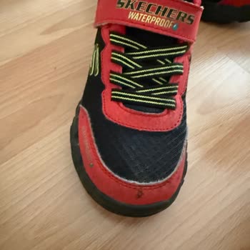 Kışlık Çocuk Ayakkabısında Koku Ve Hava Almama Sorunu, Değişim Talebine Ret