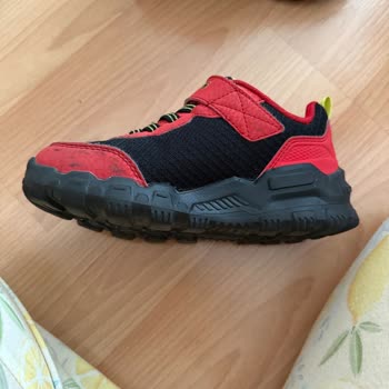 Kışlık Çocuk Ayakkabısında Koku Ve Hava Almama Sorunu, Değişim Talebine Ret