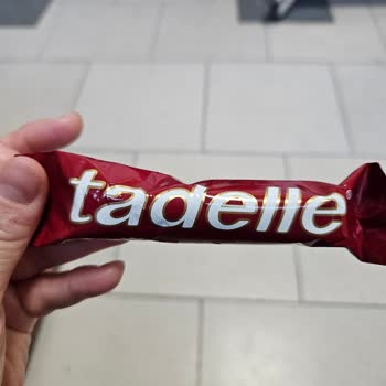 Bozuk Çikolata Nedeniyle Sağlık Endişesi Ve İade Talebi