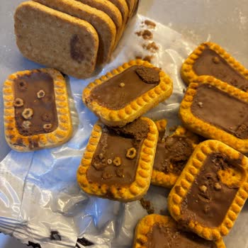 Bozuk Çikolata Ürünü Ve Yetersiz Müşteri Hizmeti Nedeniyle Mağduriyet