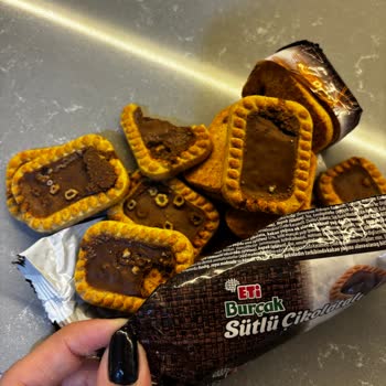 Bozuk Çikolata Ürünü Ve Yetersiz Müşteri Hizmeti Nedeniyle Mağduriyet