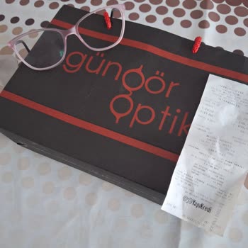 Güngör Optik Altı Ayda Camı Düşen Gözlük Kızımın Sağlığını Riske Attı