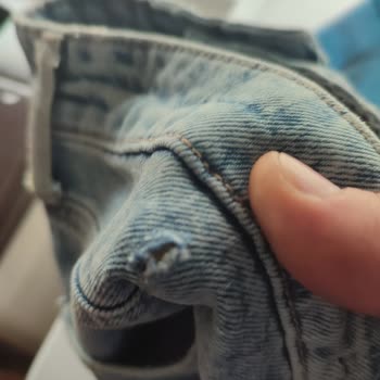 Aldığım Pantolonda Farklı Kusur Ve Etiket Hatası, Değişim Reddedildi