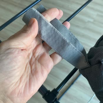 IKEA Sandalye Minderi Kısa Sürede Deforme Oldu Ve Tutuculuğunu Kaybetti