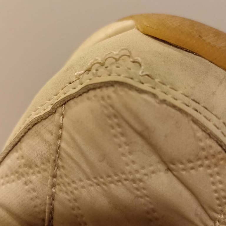 Ayakkabıda Dikiş Atması Sorunu Ve İnceleme Sürecindeki Memnuniyetsizlik