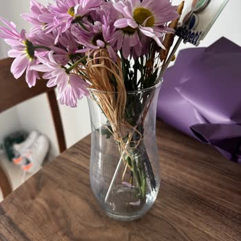 Teslimat Saatine Uyulmadı, Gönderilen Çiçek Görselden Farklıydı