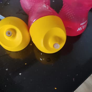 Philips Pipetli Sulukların Pipet Kısmı Kolayca Kopuyor Çocuklar Kullanamıyor