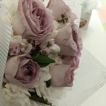 Gönderilen Çiçek Ve Not Beklentileri Karşılamadı