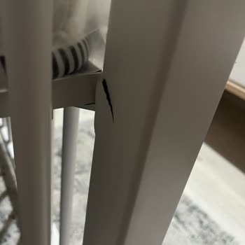 Beşik Kurulumu Sırasında Hasar Oluştu Parça Değişimi Ve Çözüm Bekleniyor