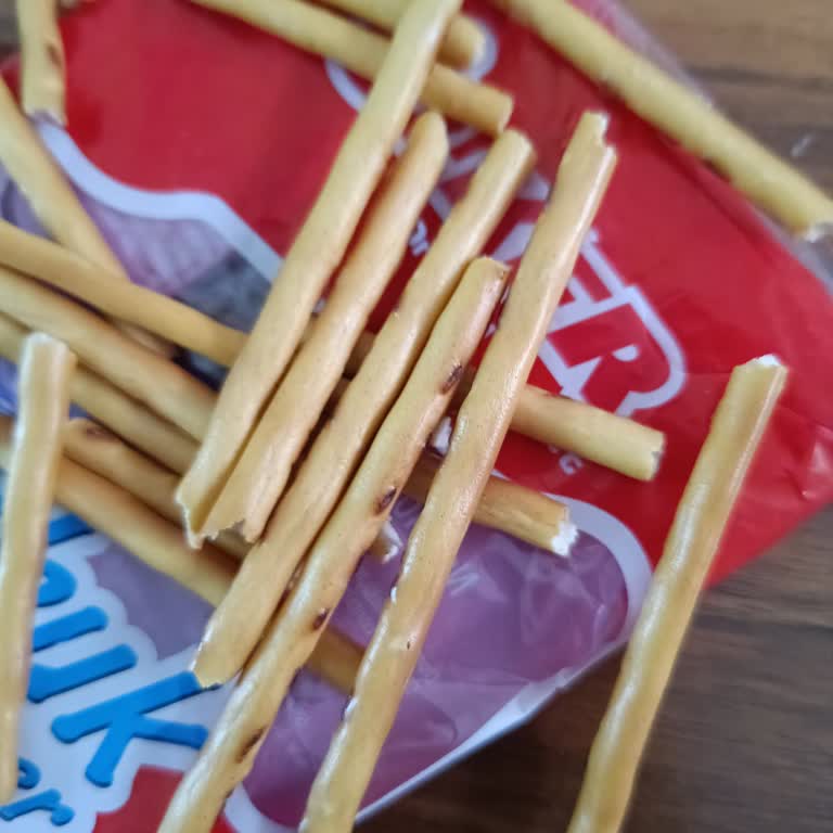 Ülker Çubuk Krakerde Tuz Eksikliği Ve Kalite Hayal Kırıklığı