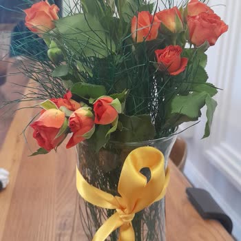 Görseldekiyle Uyuşmayan, Solmuş Ve Eksik Çiçek Teslimatı