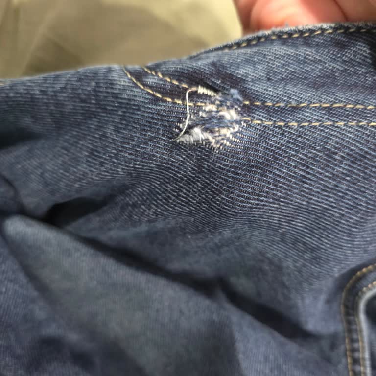 İlk Giyişte Sökülen Pantolona Çözüm Sunulmadı, Mağdur Edildim