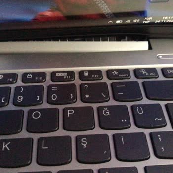 Lenovo Dizüstü Bilgisayarda Kronik Menteşe Arızası Garanti Kapsamına Alınmıyor