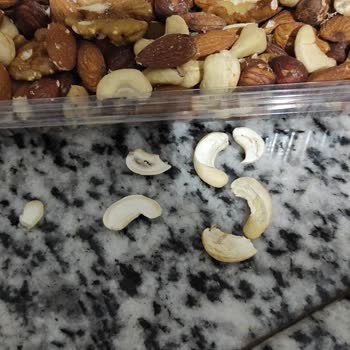 Migros Satın Aldığım Kuruyemişte Küf Ve Kurt Sorunu Yaşadım