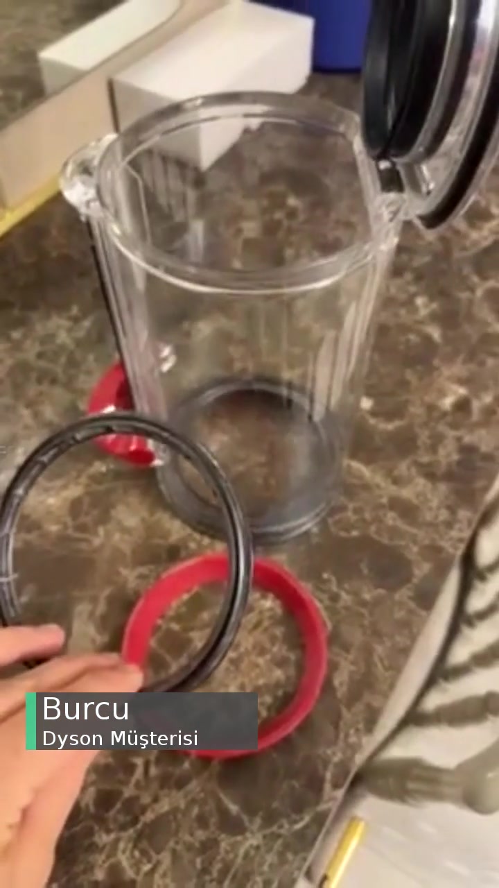 Dyson Süpürge Hazne Lastiği Koptu videonun kapak resmi