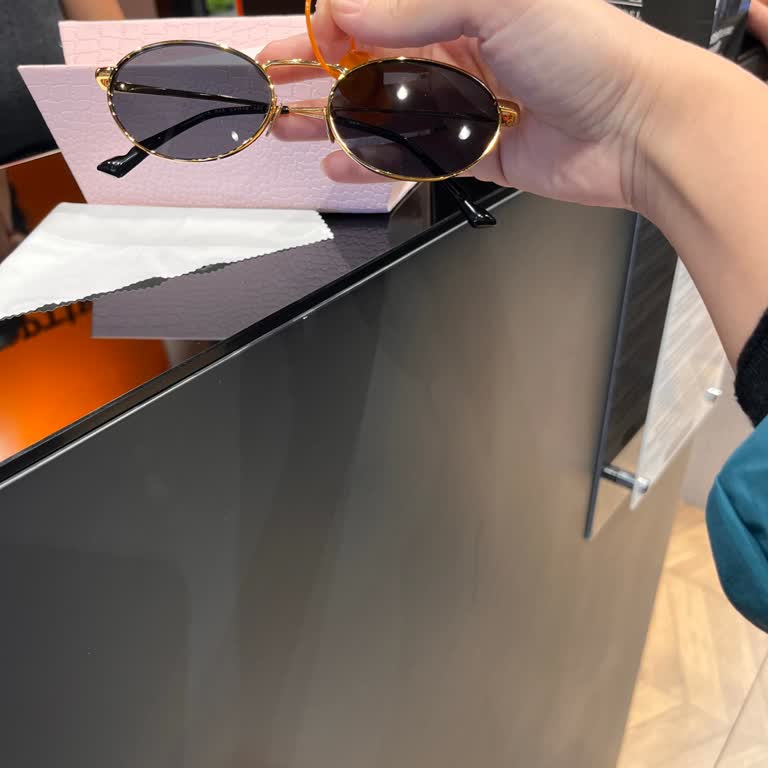 İki Gün İçinde İade Edilmeyen Gözlükte Mağaza Yanıltıcı Savunma Yaptı