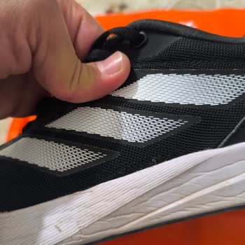 Altı Ayda Yırtılan Ayakkabıya Garanti Reddi Mağduriyeti