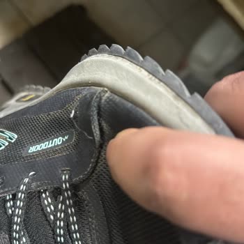 Satın Aldığım Tişörtte Hızlı Deformasyon Ve İlgisiz Mağaza Yaklaşımı