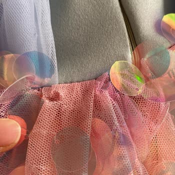 Larissa Gogel Ayıplı Elbise ve İade Talebim Göz Ardı Edildi