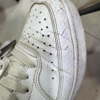 Kısa Sürede Çatlayan Ayakkabı İçin Değişim Talebi Ve Olumsuz İnceleme Sonucu