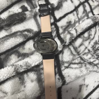 Sahte Saat Reklamı Ve İletişimsiz Satıcı Nedeniyle Mağduriyet