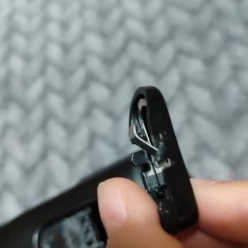 Philips Şarjlı Süpürge Sap Klipsi Kırıldı, Ürün Kalitesi Hayal Kırıklığına Uğrattı