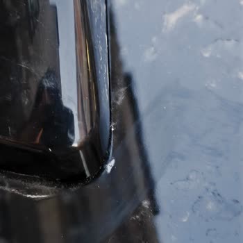 Yeni Araçta Tavan Boyası Döküldü Citroen Çözüm Sunmuyor