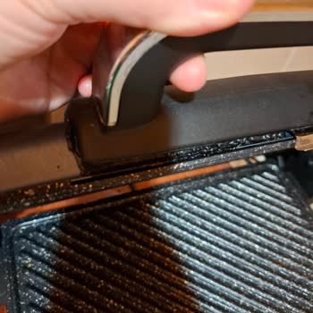 Korkmaz Mutfak Eşyaları Tostema Tost Makinesinde Yaşanan Arıza