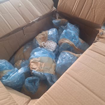 Karaca'dan Sipariş Ettiğim Fincanlar Korumasız Ve Yırtık Kolide Teslim Edildi, İade Talep Ediyorum