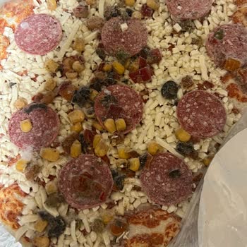 Pekfood Son Kullanma Tarihi Geçmemiş Pizzada Küf Ve Bozulma Şoku