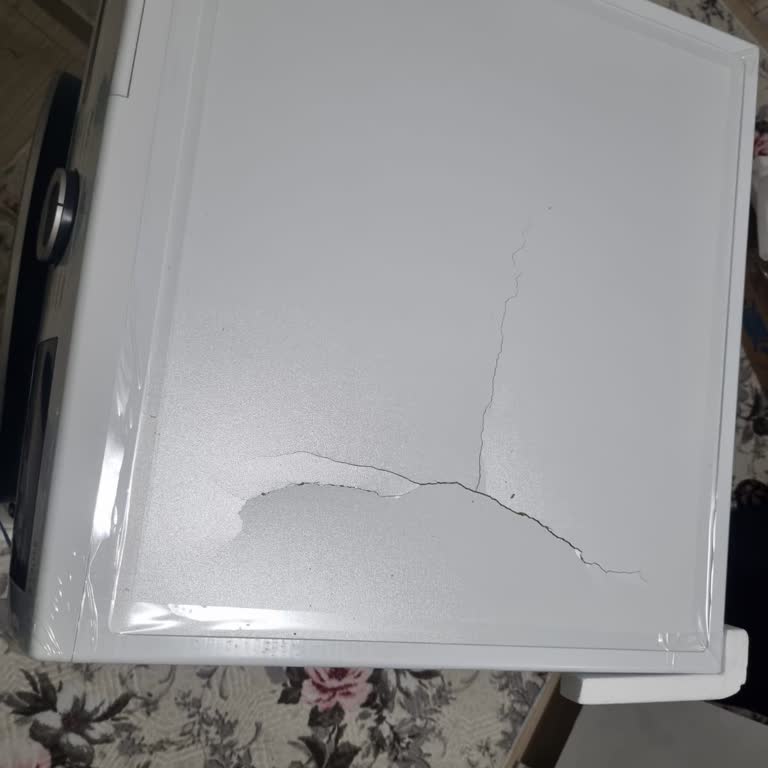 Hasarlı Teslim Edilen Çamaşır Makinesi İçin Çözüm Sunulmuyor