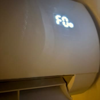 Defolu Klima, Sürekli Arıza Ve Sonuçsuz Servis Deneyimi Nedeniyle Değişim Talebi