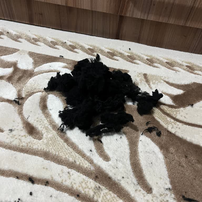 Aldığım Sweatshirt İlk Kullanımda Tüylenip Kullanılmaz Hale Geldi